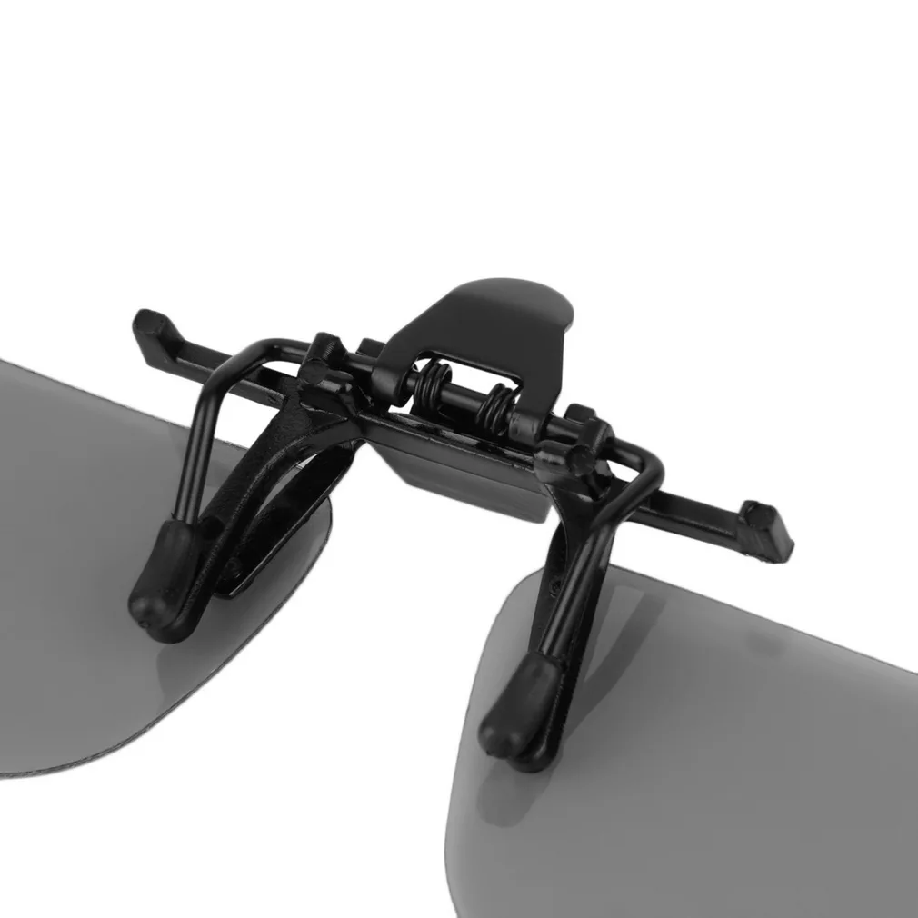 1Pcs Clip On type Passive Circular Polarized 3D Glasses Clip for 3D TV Movie Cinema Professional 3D Light Weight 1Pcs Clip On type Passive Circular Polarized 3D Glasses Clip for 3D TV Movie Cinema Professional 3D Light Weight