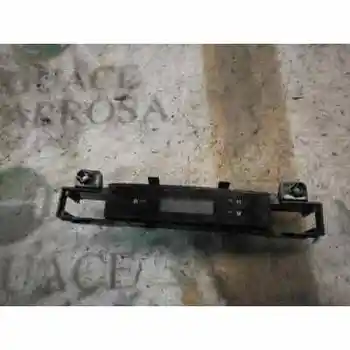 

COMMAND MULTIFUNCTION HYUNDAI ACCENT (MC) GL CRDi 20061209 [BE614] 4 PINS [12170230]