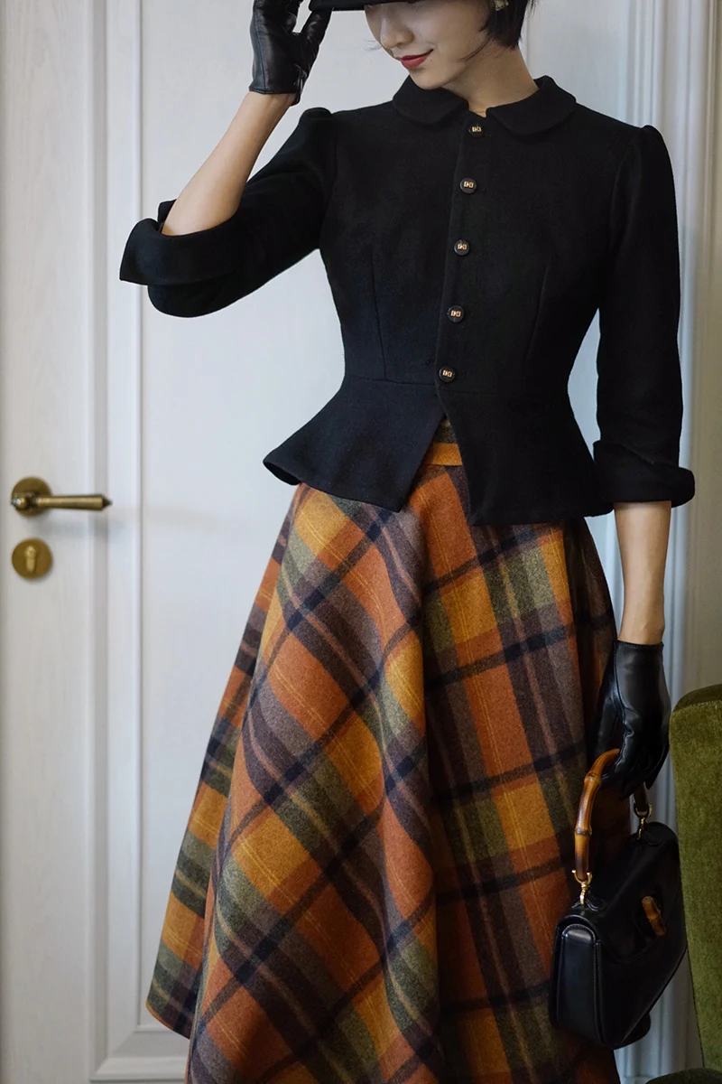 winter women vintage 50s wool jacket in black elegant Audrey