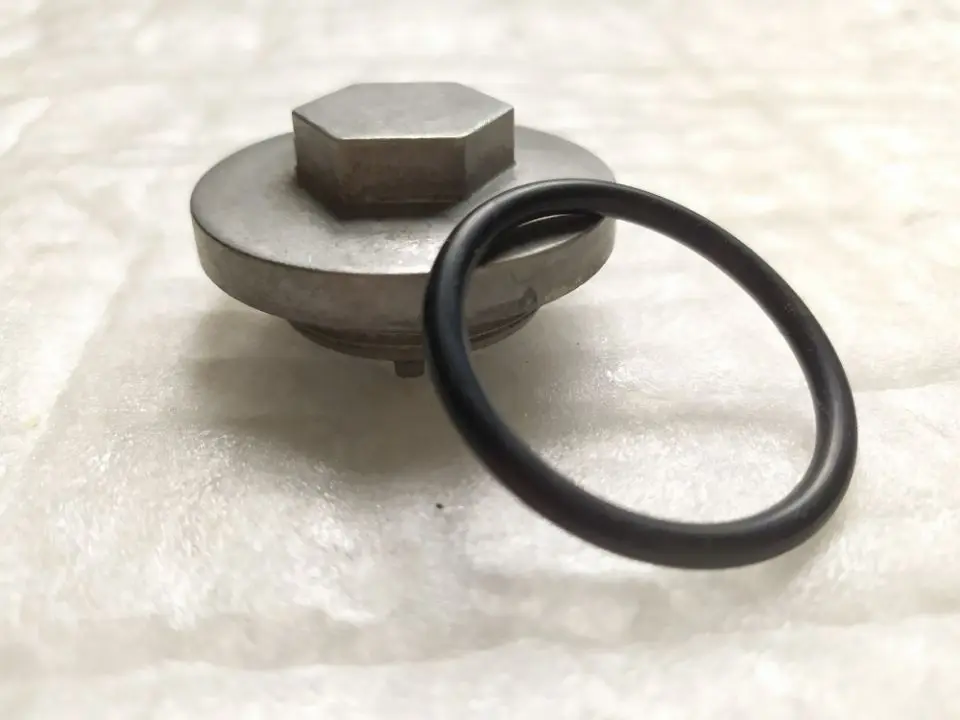 Oem Quality Oil Drain Plug Engine Oil Screw For Jianshe Atv2505 Loncin