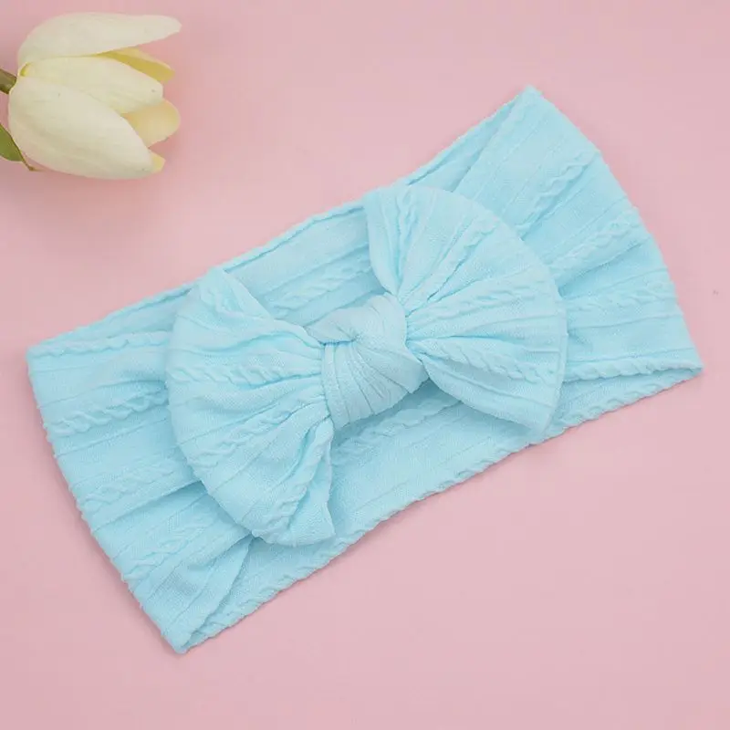 10885547292_1724052294