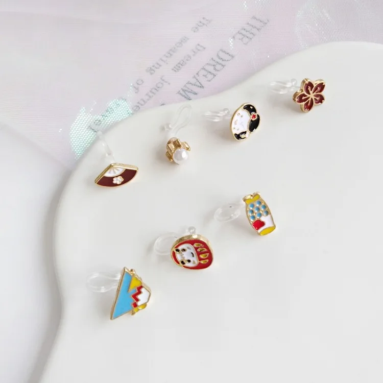 

Set Cartoon Characters Small Ear Stud Tumbler Mt. Fuji Fan Non-symmetrical Ear Stud without Pierced
