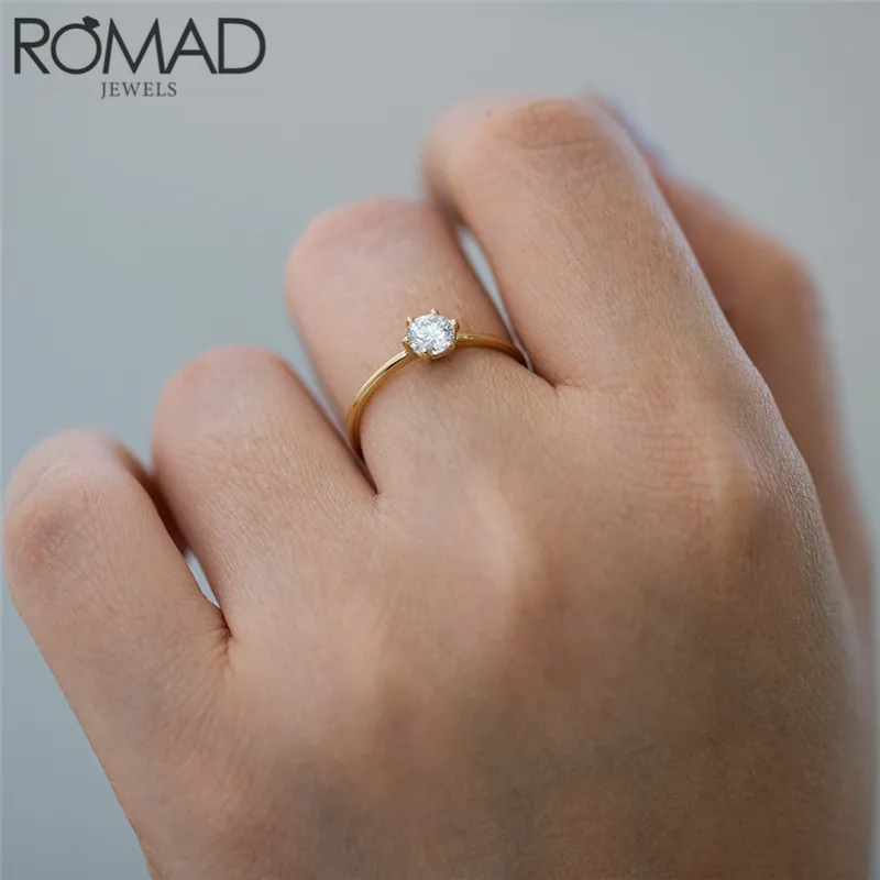 Классические обручальные кольца ROMAD с шестью крапанами и фианитом класса ААА для