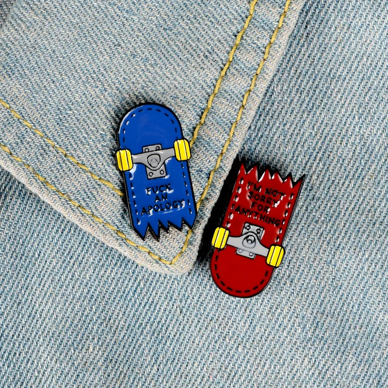 

WEISHUOLI Student Creative Skateboard Badge Alloy Drip Paint Paint Broken Skateboard Brooch