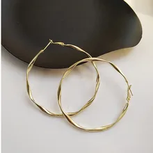 Kore yaz büyük hoop küpe kadınlar için yuvarlak geometrik altın rengi küpeler bildirimi küpe moda takı(China)