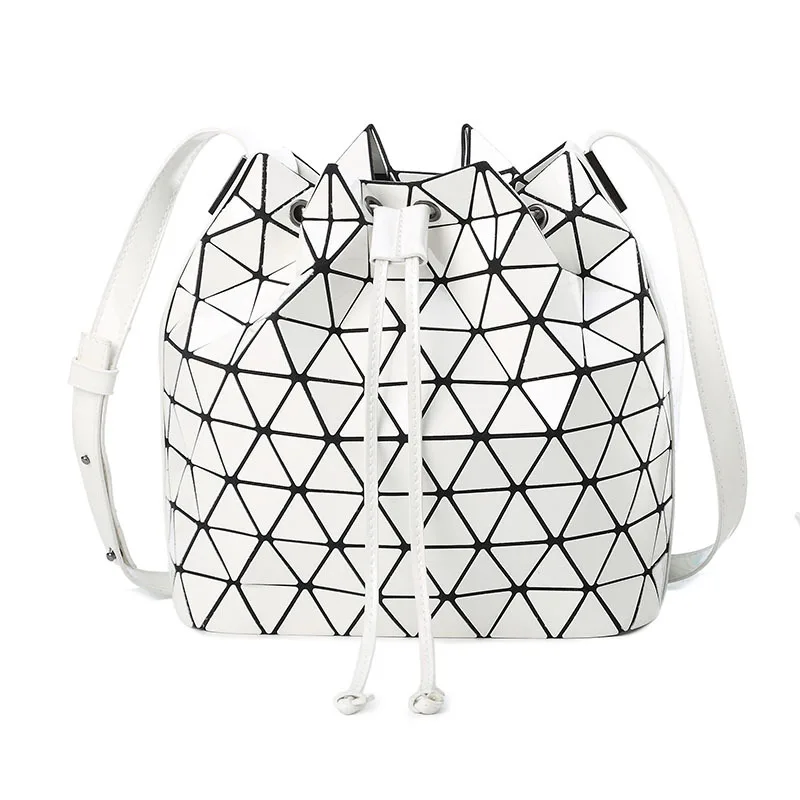 

2019 New Style Drawstring Bucket Bag Korean-style Fashion Shoulder Oblique Women's Geometry Folding Quilted