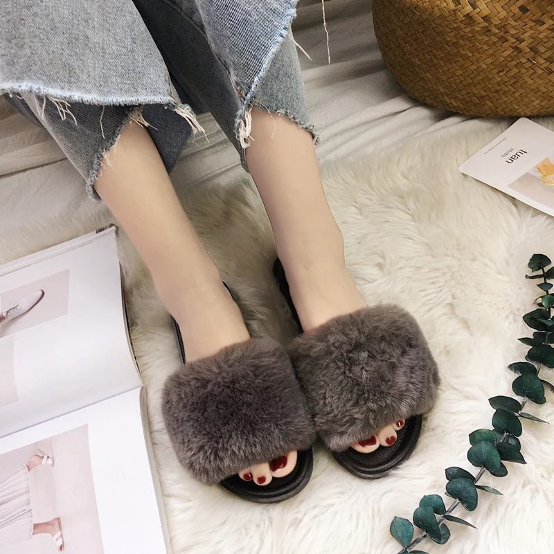 2020 new summer wear flat non-slip hairy slippers women