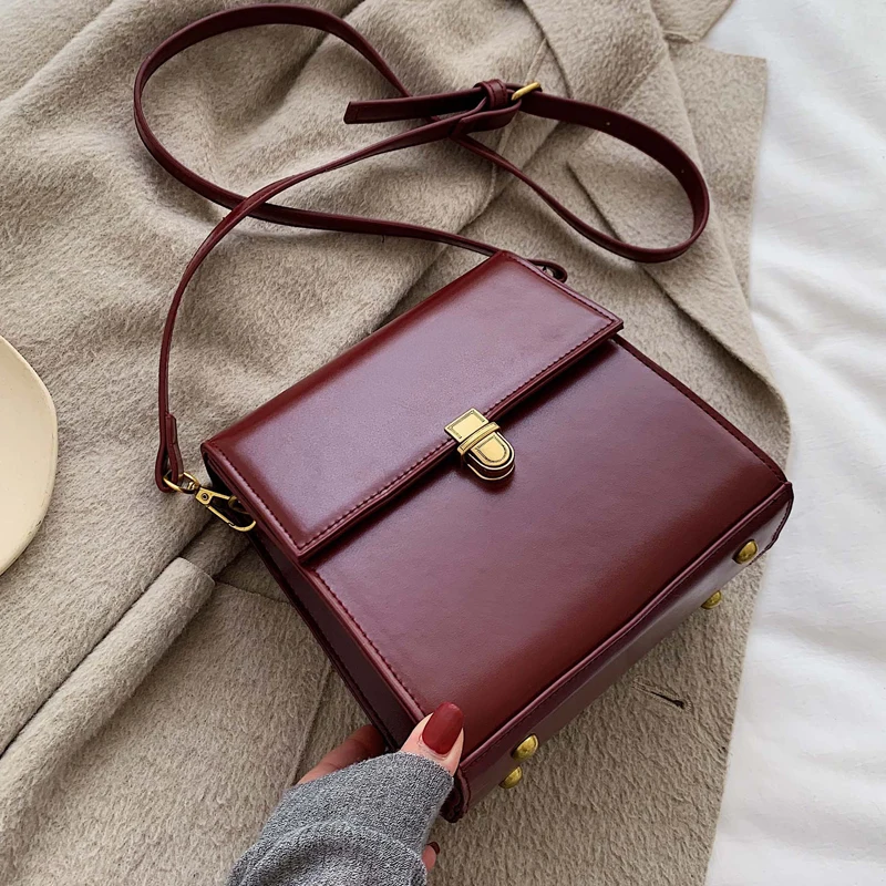 

Simple Style Vintage Leather Crossbody Bags For Women 2019 Lock Luxury Shoulder Messenger Bag Female Travel Handbags and Purses