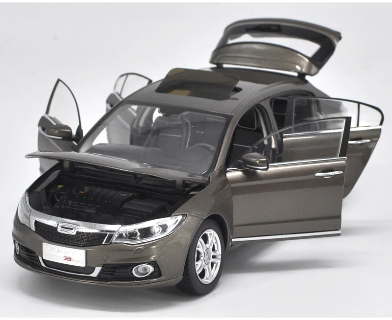 1/18 масштаб Qoros 3 Hatch коричневый литой автомобиль Модель Коллекция игрушек подарок