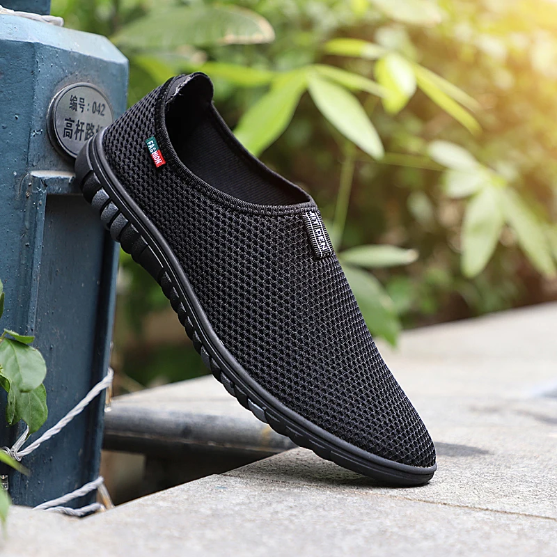 water shoes for beach walking