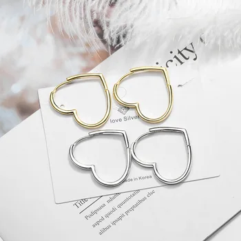 

925 Sterling Silver Elegant Heart Ear Piercing Stud Earrings For Women Korean Style Charming Simple Ear Jewelry eh1302