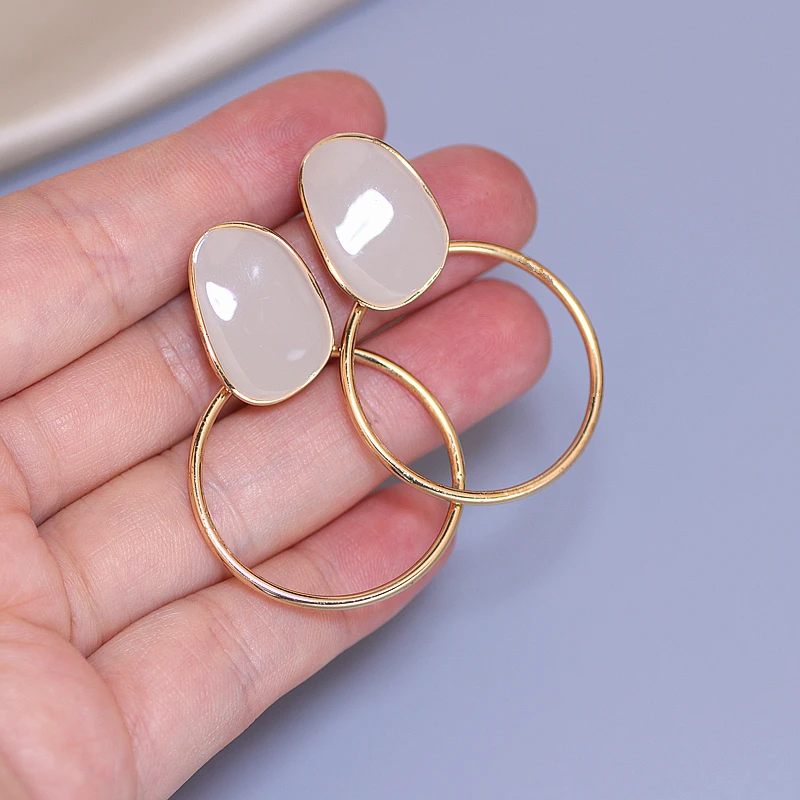 

2019 New Metal Circle Hoop Earrings For Women Gold Color Geometric Round Design Earring Best Gift For Ladies Brincos Wholesale