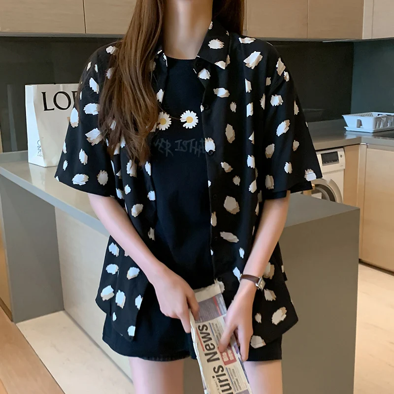 Women Blouses Direct Selling Button Print 2020 Summer New Short-sleeve White Black Shirt Female Casual Women's Slim Clothing