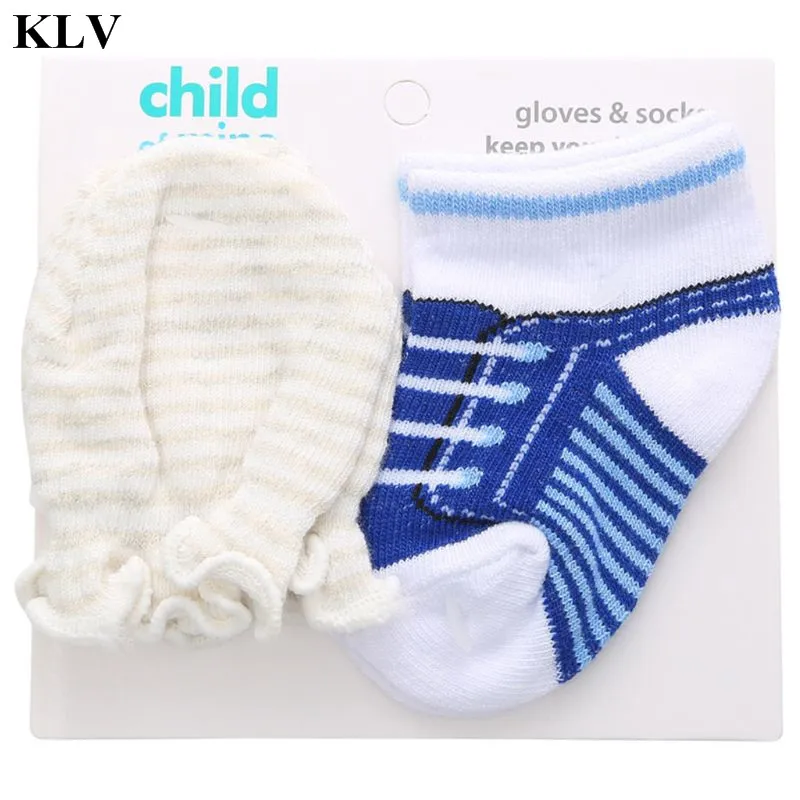 KLV, 1 комплект, детские спортивные перчатки для маленьких мальчиков, хлопковые полосатые носки и перчатки с рисунком для новорожденных
