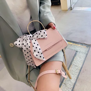 

Textured French niche small bag female 2020 new fashion wild shoulder bag foreign silk scarf portable crossbody bag