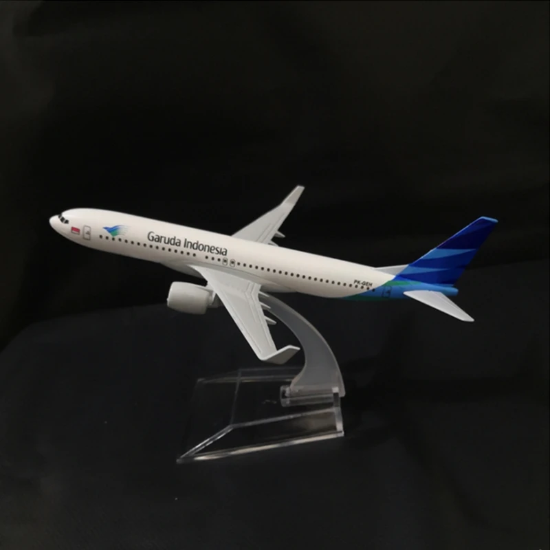 diecast garuda indonesia