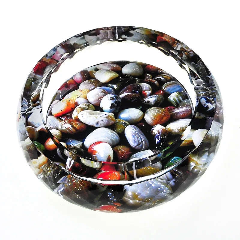 

Round Crystal Ashtray Eco-Friendly Portable Home Smoke Accessory Heat Resistant Ash Tray Convenient Customized Picture Printed