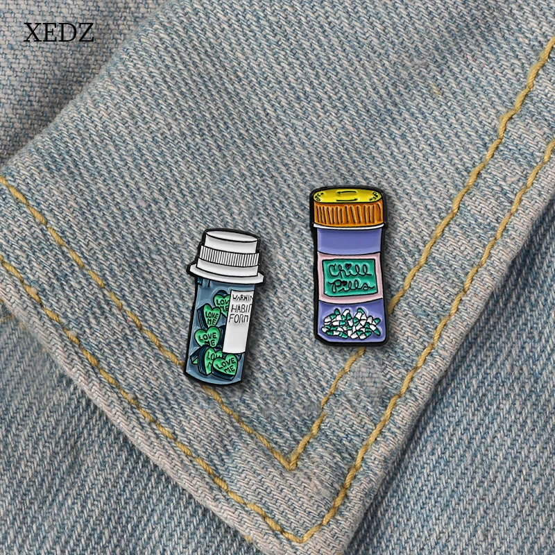 

XEDZ NEW Beautiful Bottle Drifting Medicine Bottle Enamel Brooch Love Brooches My Bottle of Hope Valentine's Day Alloy pendant