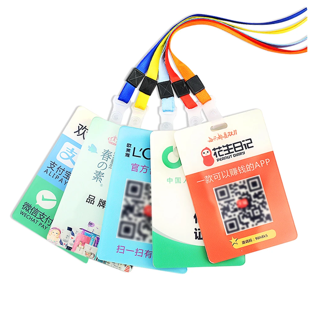 Акриловые идентификационные бейджи карточки для сотрудников с QR-кодом |