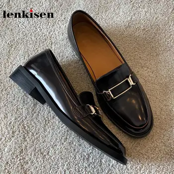 

Lenkisen 2020 new spring cow leather round toe med heels metal fasteners decorations British school cozy deep mouth pumps L2f5