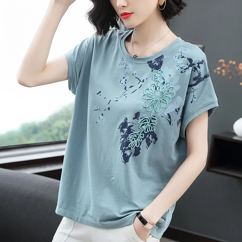 

2020 Summer Women's t-shirt Tops 95% Cotton Loose Short-Sleeve T-shirt Female White embroidery T-shirt Basic large size M 4XL