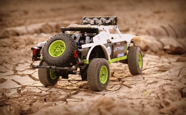Nuevo camión trofeo BAJA doble problema мотор monstrumo función potencia ajuste Tecnico MOC-4874 bloques conctción regalo para