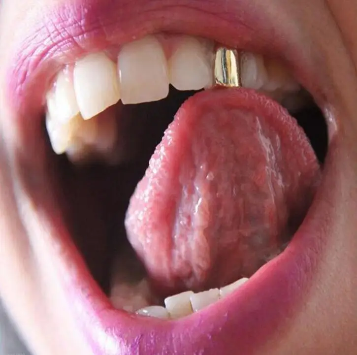 Модный золотой цвет рок-рэпер декоративные Зубные коронки в стиле хип-хоп колпачок Топ и нижний зуб Хэллоуин украшения для тела один зуб шикарные зубы