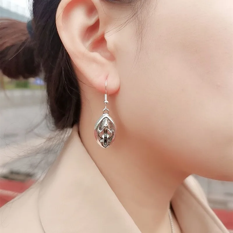 Original Female Genital Earrings Retro Cute Source Of Life Amulet Earrings Jewelry 4