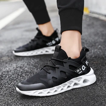

Men's shoes 2020 spring and autumn new Korean trend breathable sports casual running shoes men's tide shoes winter