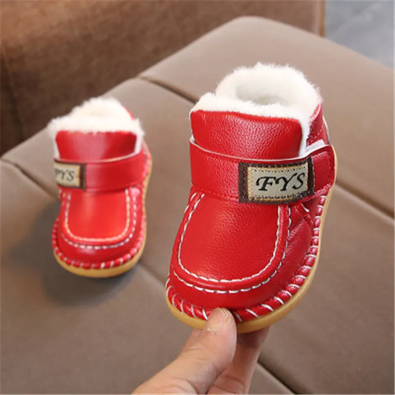 Invierno catido bebate botas de cuero de la PU de los nivienos moda nivienas botas de deporte chico catido bebque Zapatos casuales s - Цвет: Красный