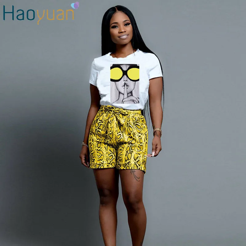 

ZOOEFFBB Print Two Piece Set T Shirt Tops and Serpentine Bandage Shorts Matching Sets Streetwear Fashion Sexy Casual 2 Piece Set