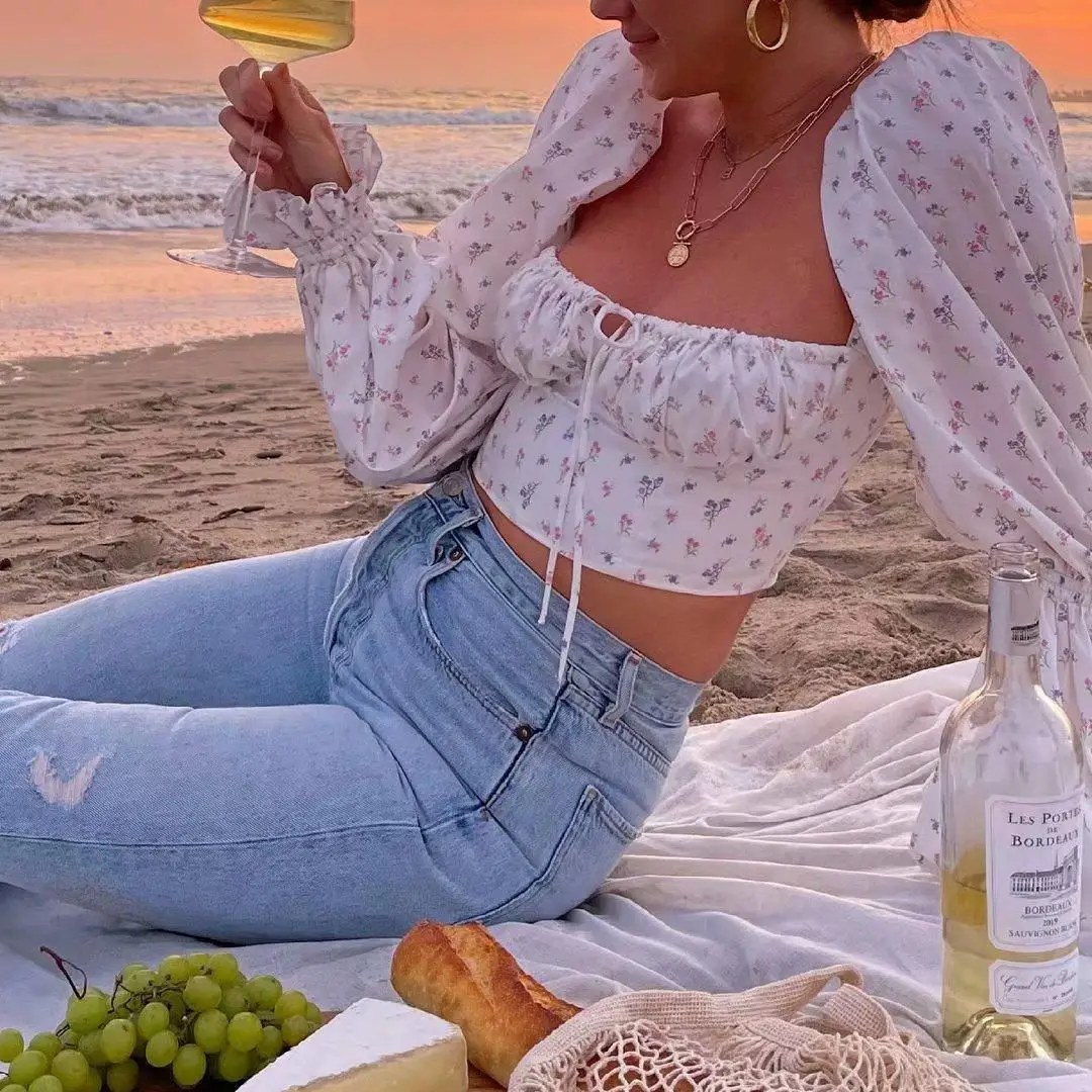 

Женский укороченный Топ с длинным рукавом, белый винтажный Топ, блузки, Повседневная Элегантная блузка, Корейская рубашка с квадратным вырезом и завязкой спереди