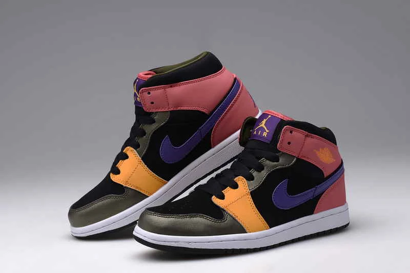 nike shoes rainbow color