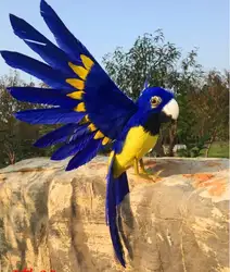 Пена и перья попугай птица около 30x50 см цветные желто-синие перья расправляющие крылья попугай модель. Садовое украшение подарок w0882