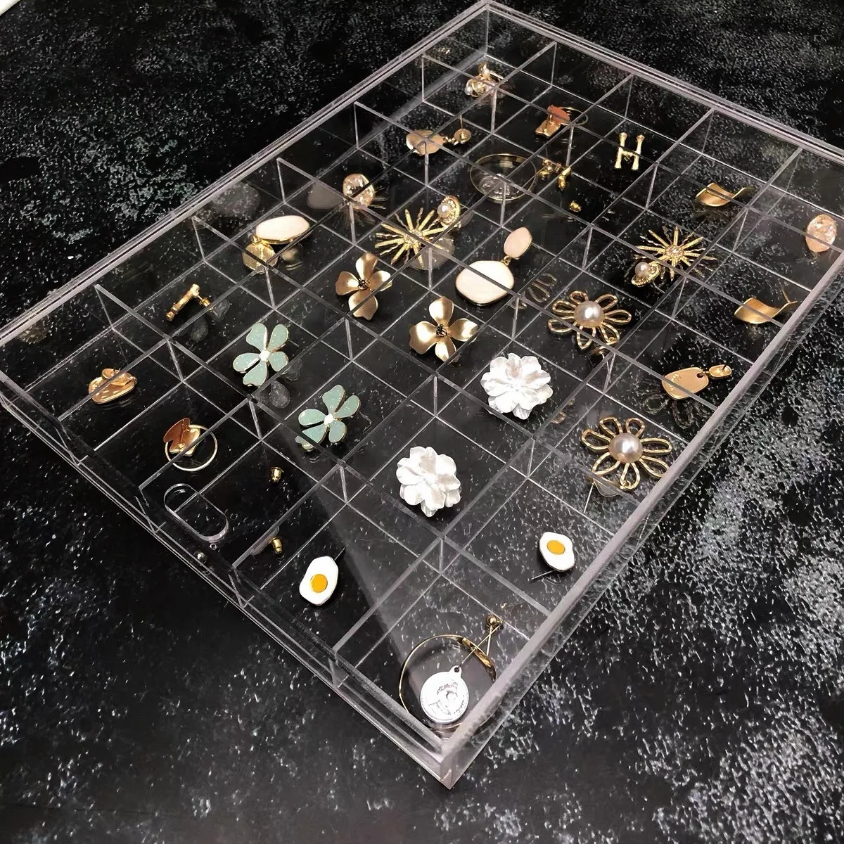 6122430GridAcrylicDisplayBoxForJewelryStorageClearDustproof