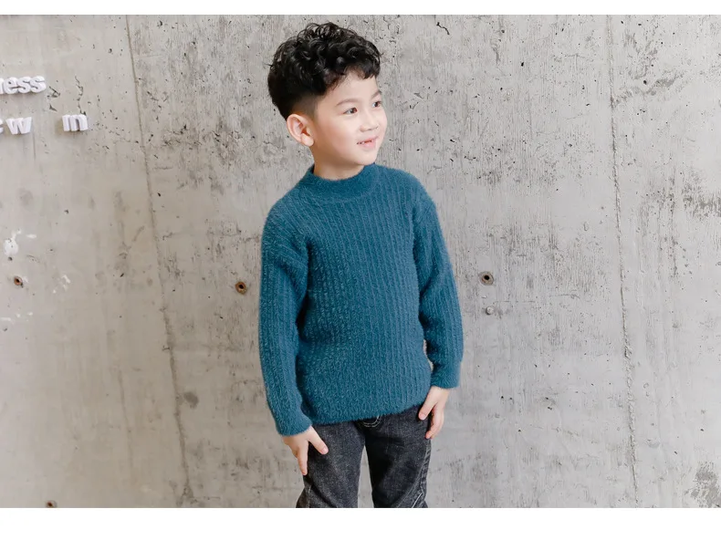 Autumn and winter new girls soft cashmere sweater solid color round neck pullover comfortable shirt big children's sweater