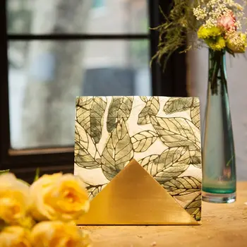 

1 Pc Napkin Holder Stainless Steel Napkin Rack Box Dispenser Triangular Prism Paper Tissue Holder Home Party Table Decoration