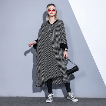

Johnature Casual Plus Size Striped Summer New Women Clothes Shirt Dresses 2020 Fashion Batwing Loose Irregular Female Dress