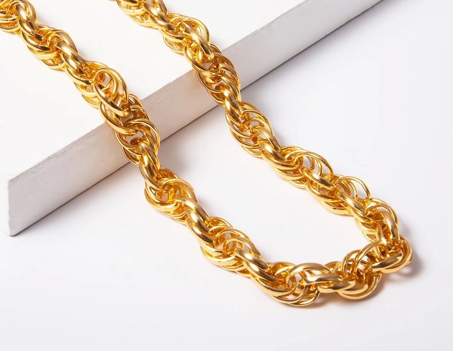 PuRui Punk Golden Twisted Chain Necklace Short Statement Personalized Choker Collar Fashion Necklace for Women Hip Hop Jewelry
