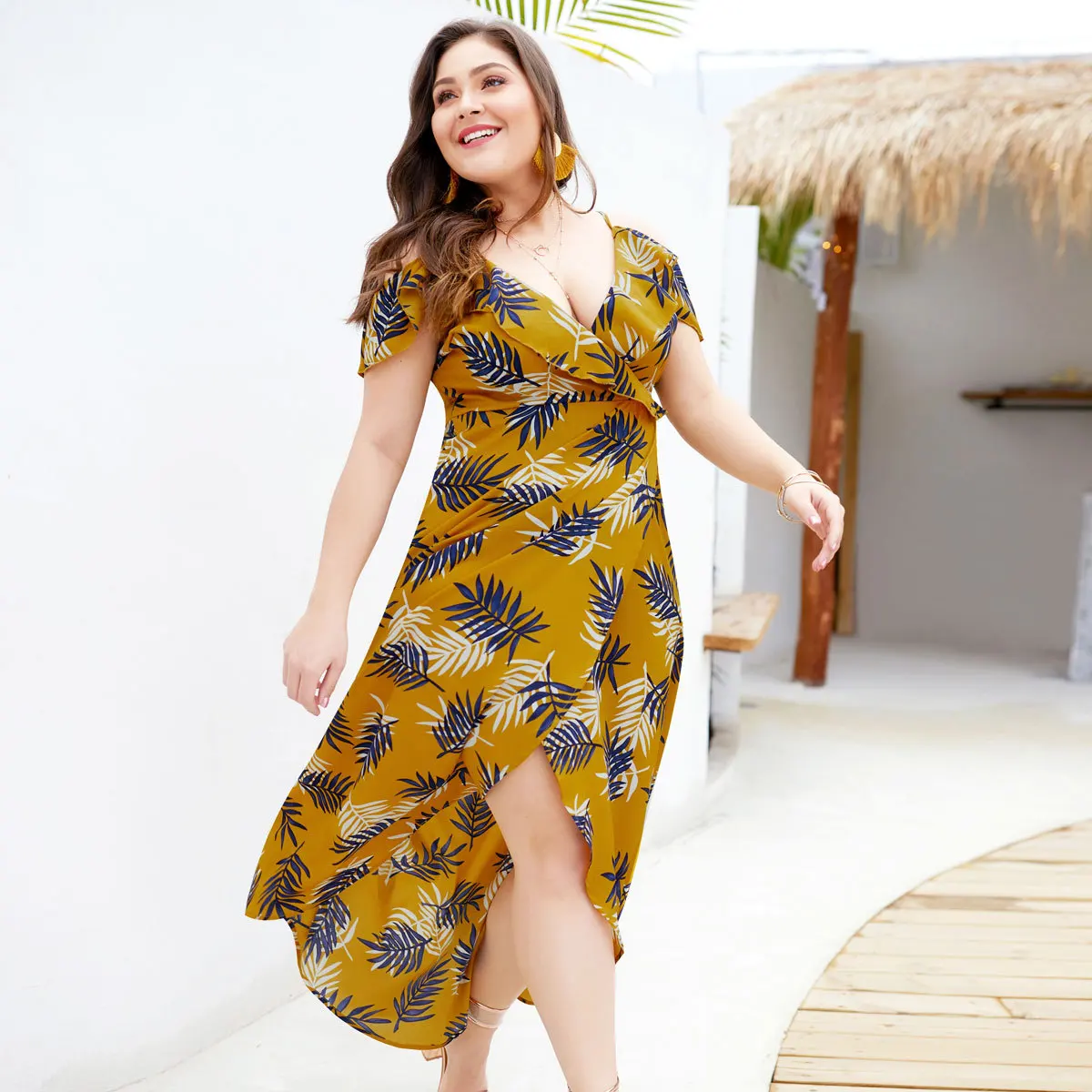 

European And American Women's Sling Beach Dress Sexy Deep V Open Shoulder Split Big Swing Holiday Large Size Print Dresses