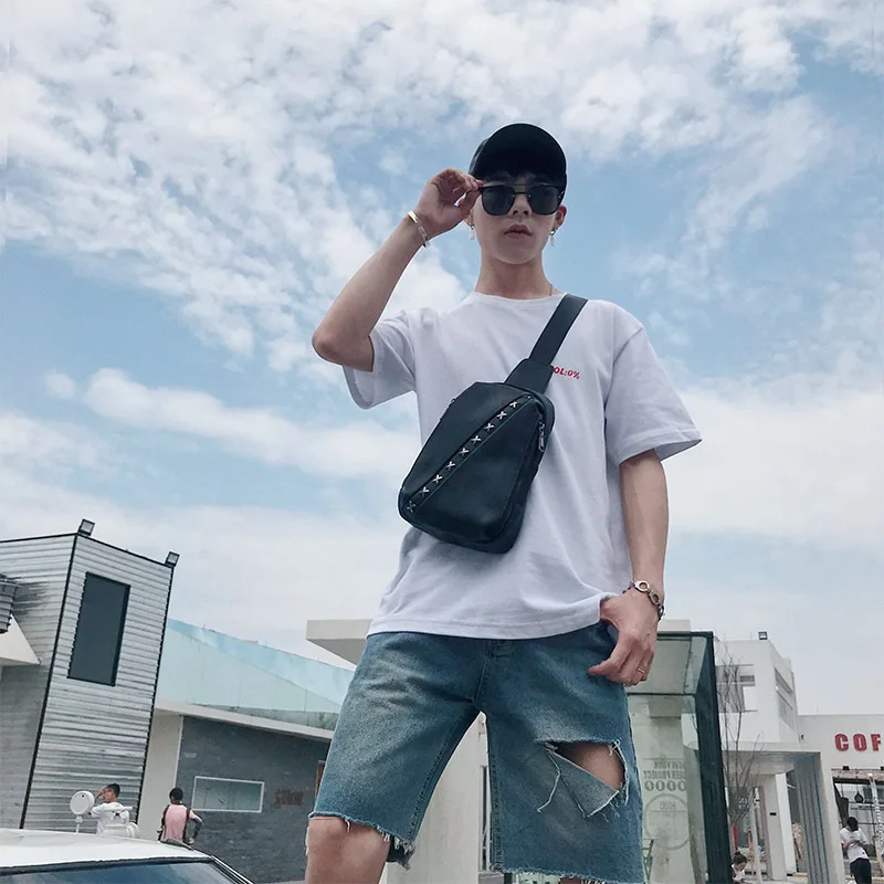 

New Korean version of the trend 100 lap slant bag black PU chest bag young men one shoulder bag willow nail bag