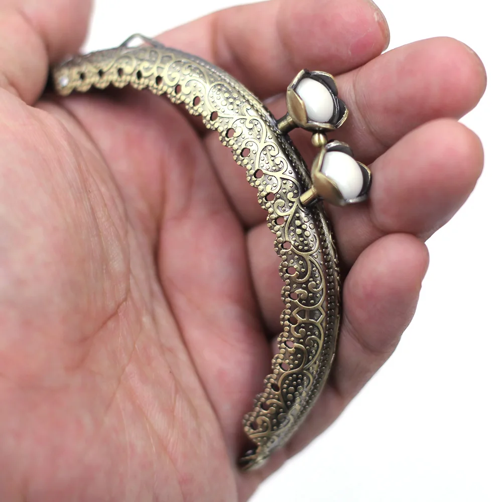 10Pcs Kiss Clasps Lock Clips White Resin Ball Flower Arch Frame Bronze Tone Coin Bag Purse Handle 8.5cm