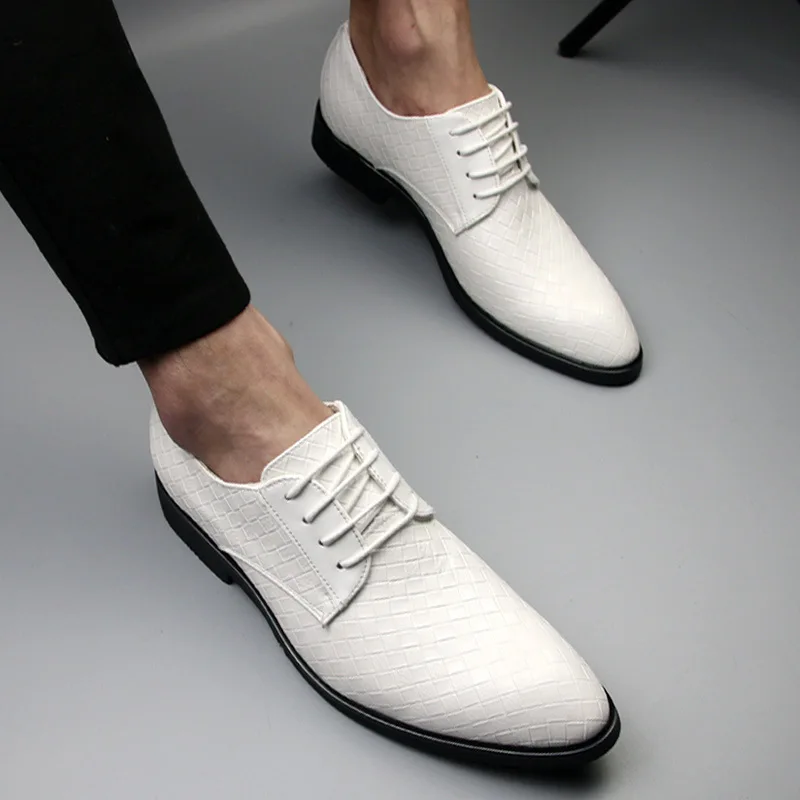 2020 Formal Leather Shoes Men Dress Business Shoes Male Geometric Red Oxfords Party Wedding Casual Men's Flats Chaussure Homme55