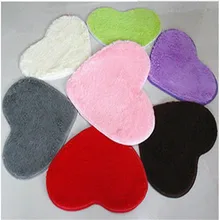 Маленькие мягкие коврики 30x40 см в форме сердца, искусственные шелковые ковры, подушка для девочек, взрослых, детей, дизайнерские коврики для спальни 4