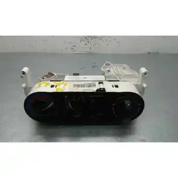 

EG08136701 COMMAND HEATING/AIR CONDITIONING NISSAN TERRANO/TERRANO.II (R20)
