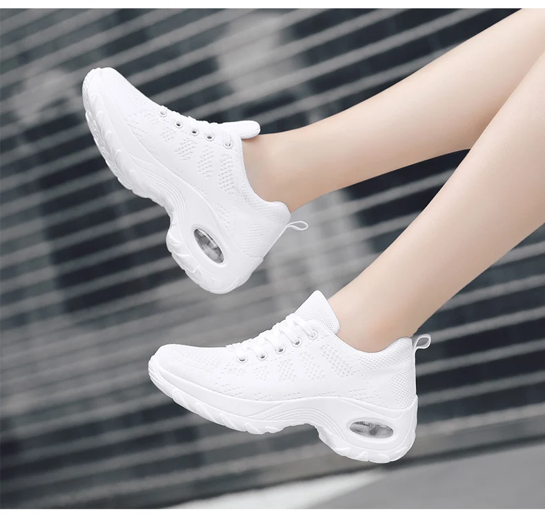 Walking Shoes 2021 New Women Breathable Casual Shoes Outdoor Light Weight Frenulum Casual Walking Platform Ladies Sneakers Black