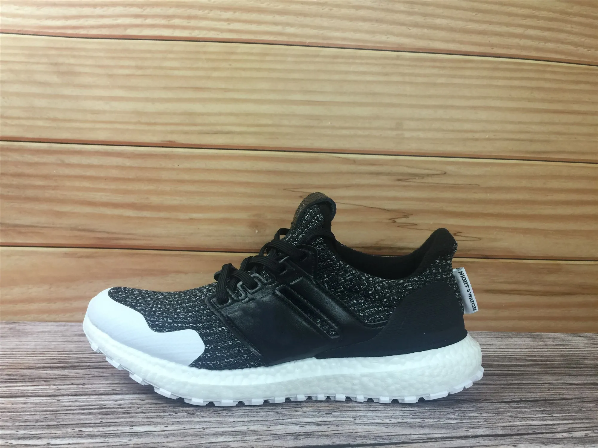 

Free Leisure Shoes Triple Black White Blue grey Men Women Casual Shoes Sneaker size 35-45