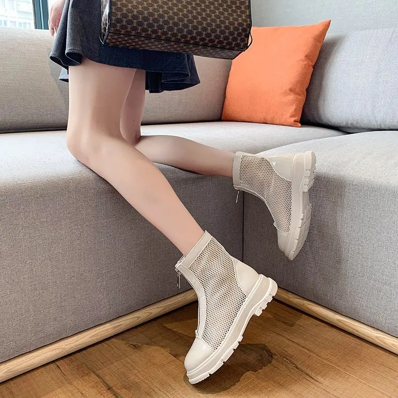 2020 Fashion Breathable Mesh Women's Boots Summer Female Zipper Hollow Sandals Classic White and Black Ankle Boots