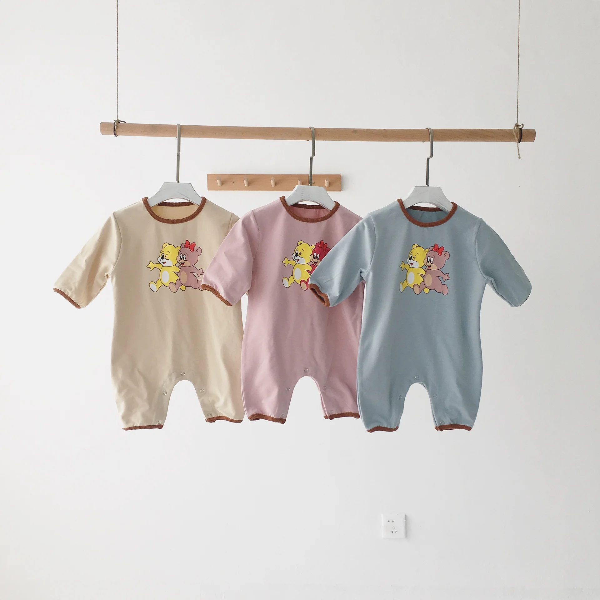 Коллекция 1966 года, осенняя одежда новое боди с героями мультфильмов для малышей, комбинезоны для малышей свободная одежда для отдыха для мальчиков и девочек с рисунком крысы