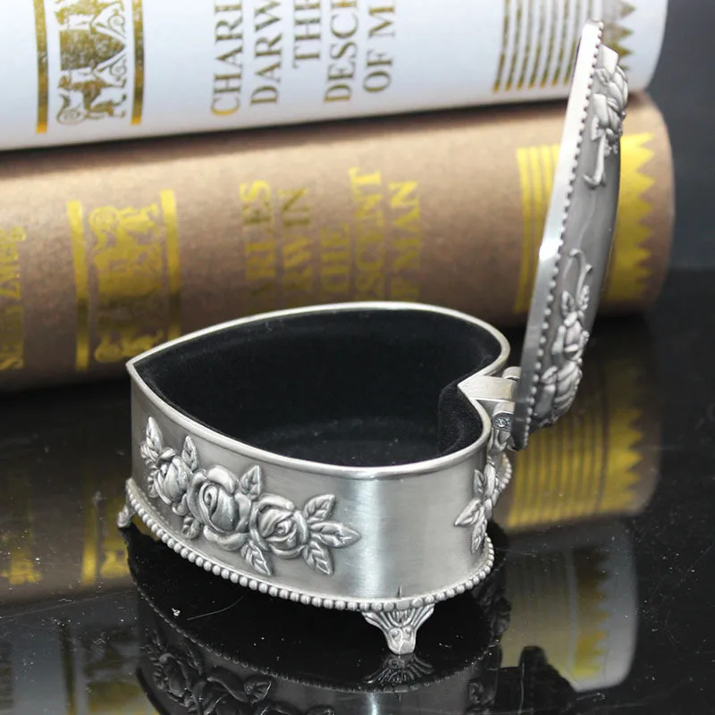 Classic Vintage Heart Shape Metal Rose Jewelry Box Ring Trinket Storage Organizer Chest Christmas Brithday Gift